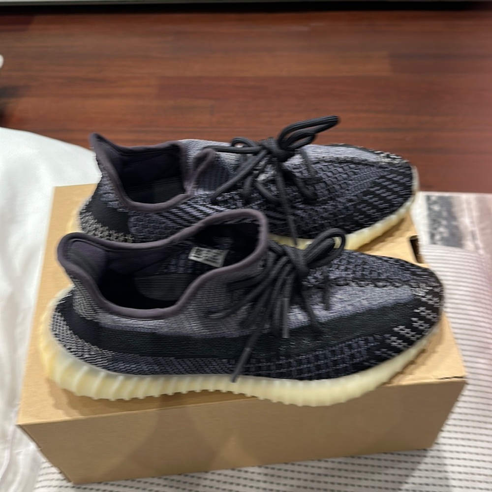 Yeezy carbon worn once
